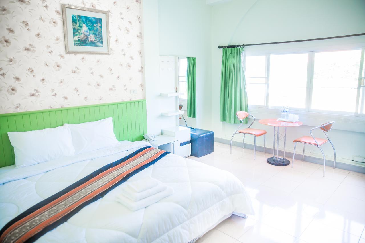 Nine Inn @ Town Phuket Exterior foto